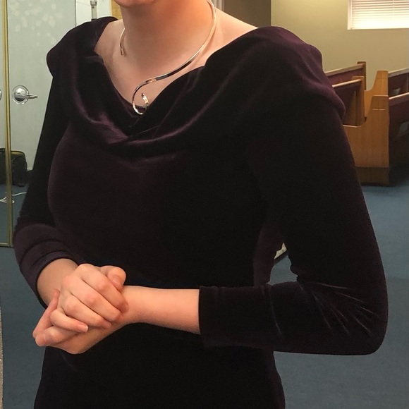 Xscape Dresses & Skirts - Purple velvet prom dress